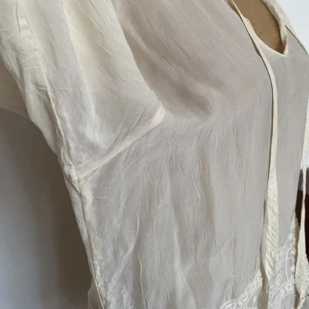 Johnny Was sz M sheer ivory long sleeve v neck w/ tie detail excellent condition - Picture 6 of 11